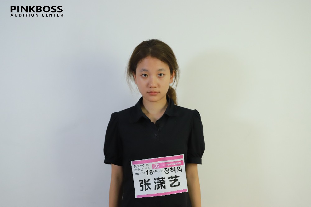 张潇艺 Bella 장소예164cm 43kg 2009