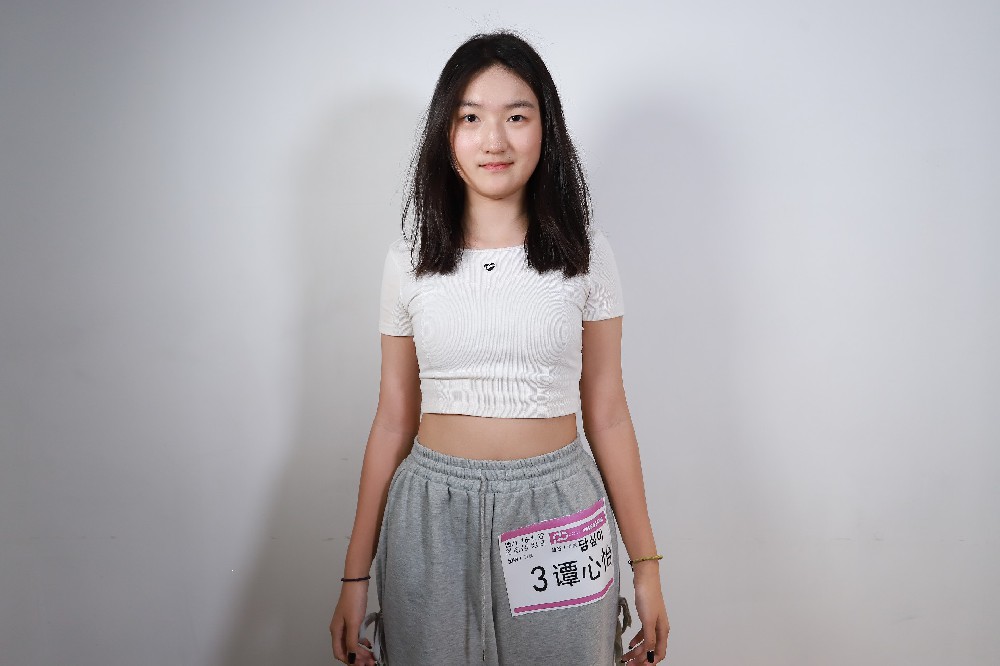谭心怡tanxinyi/168cm 63kg 2010