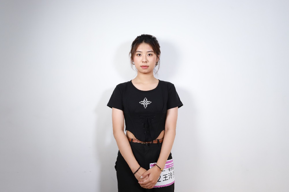 王泠月wanglingyue/169cm 60kg 2006