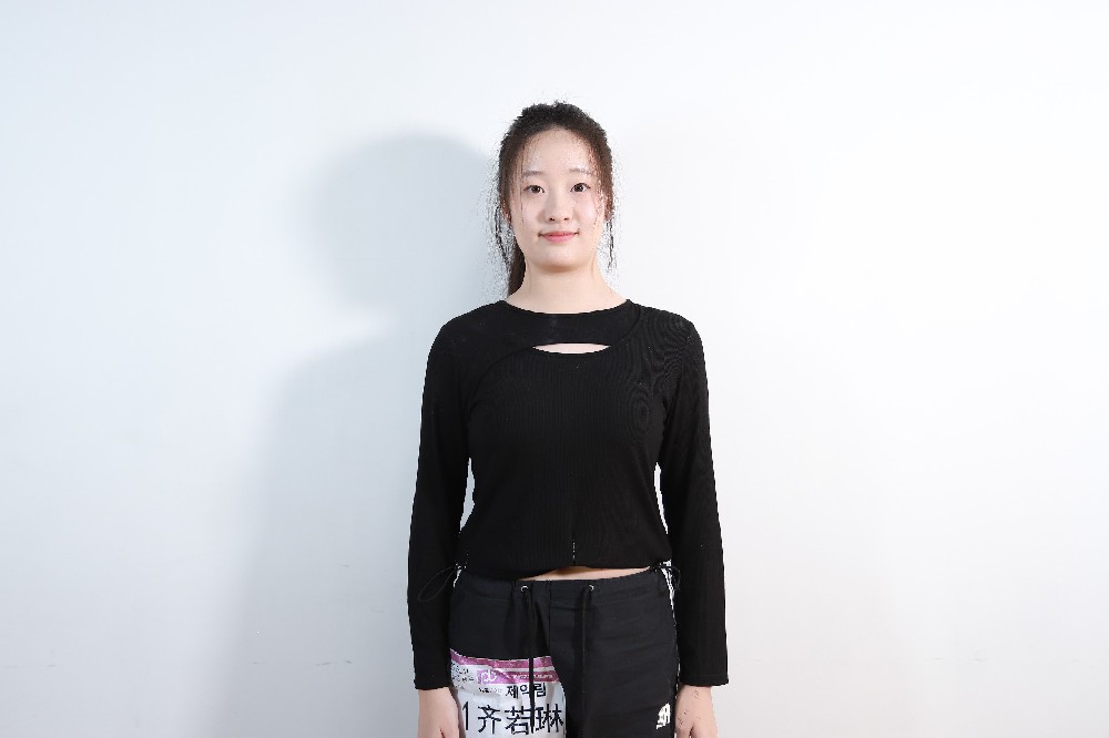 齐若琳qiruolin/168cm 49kg 2008
