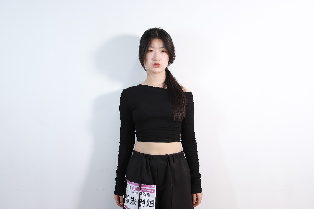 朱俐姮zhuliheng/168cm 49kg 2006
