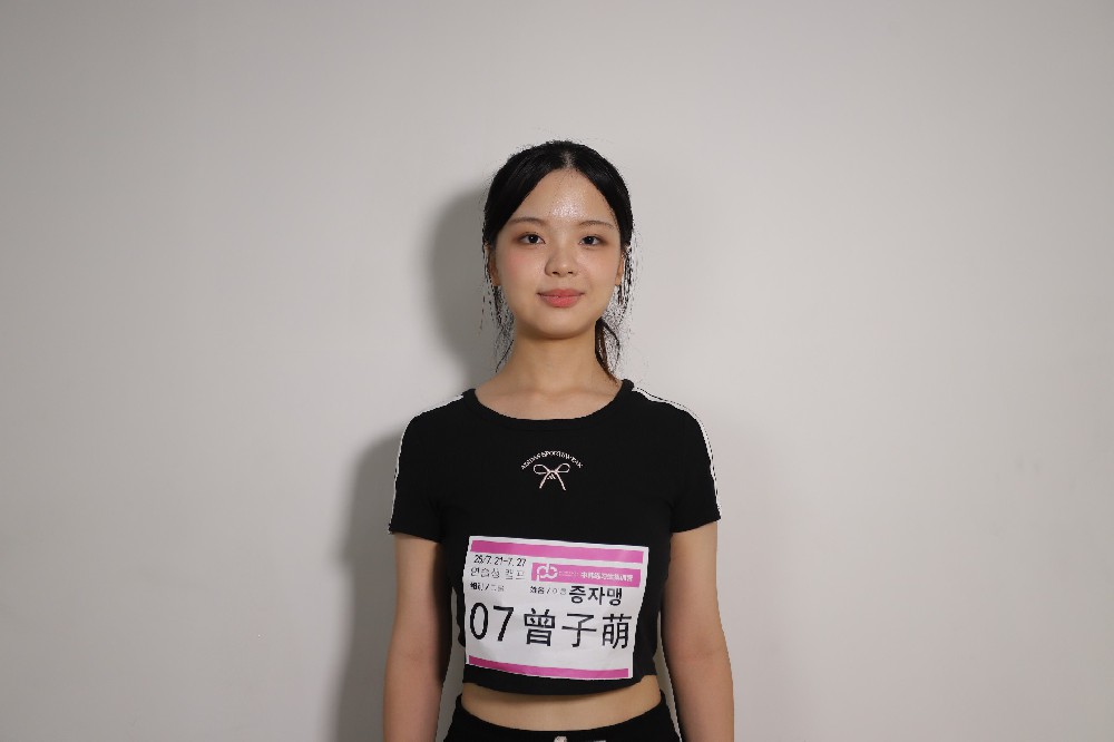 曾子萌zengzimeng/172cm 52cm 2006