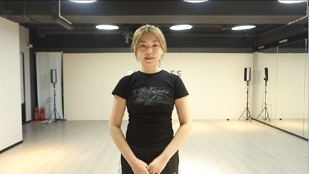 武楚雯wuchuwen/170cm 58kg 2004