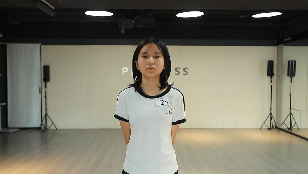 王晓萌왕효맹/160cm 50kg 2013